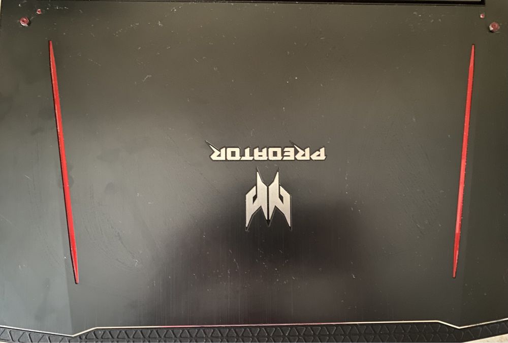 Ноутбук Predator