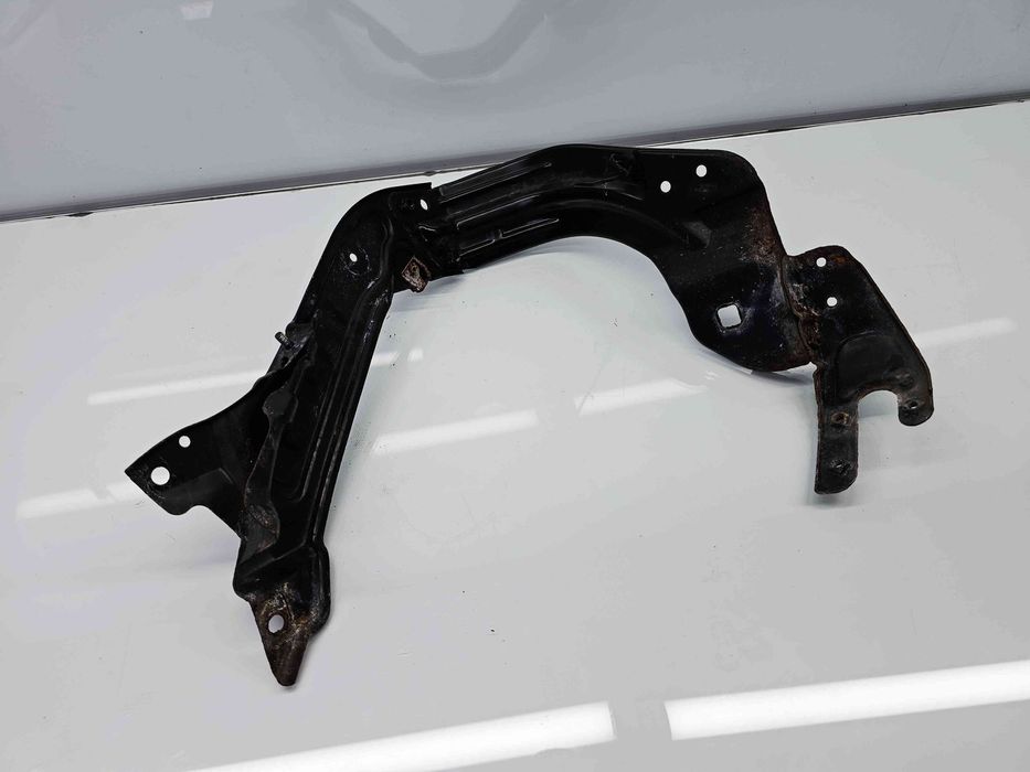 Suport far dreapta Mercedes Clasa CLK (C209) [Fabr 2002-2009]