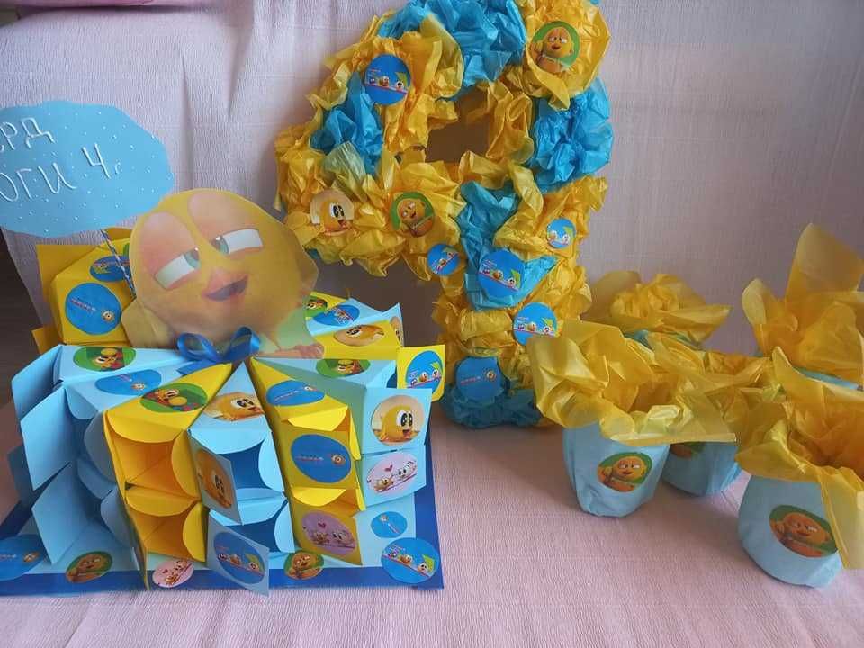Торта от картон пълна с лакомства гр. Ямбол Граф Игнатиев • OLX.bg