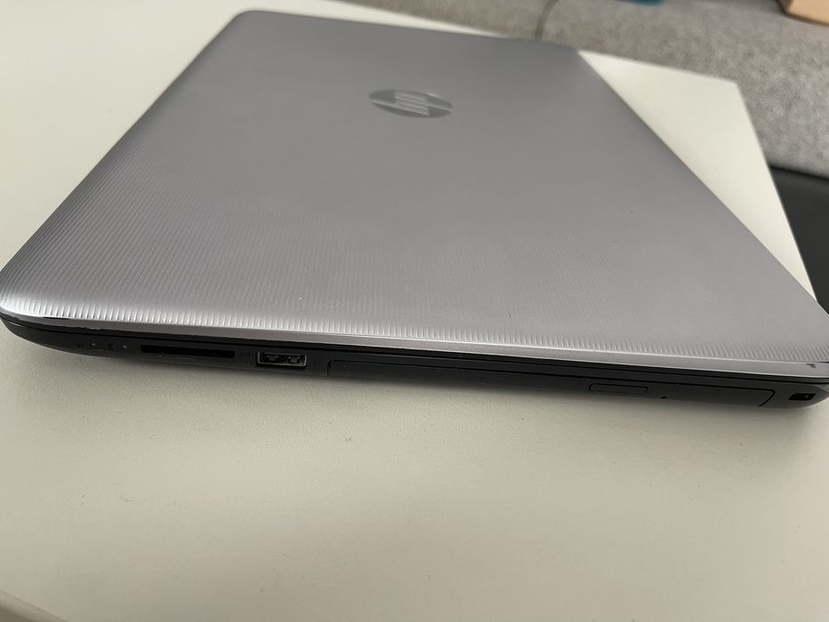 Laptop HP 1TB ca nou!