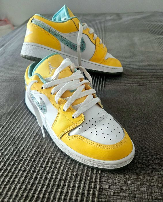 Маратонки Nike Jordan 1 law