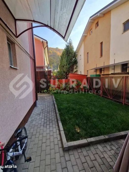 Casa tip duplex, curte separata de 350 mp, 3 parcari- Floresti