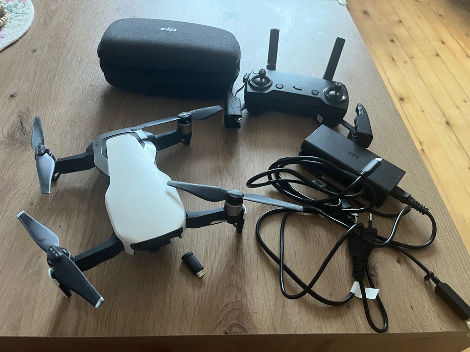 Дрон DJI Mavic Air