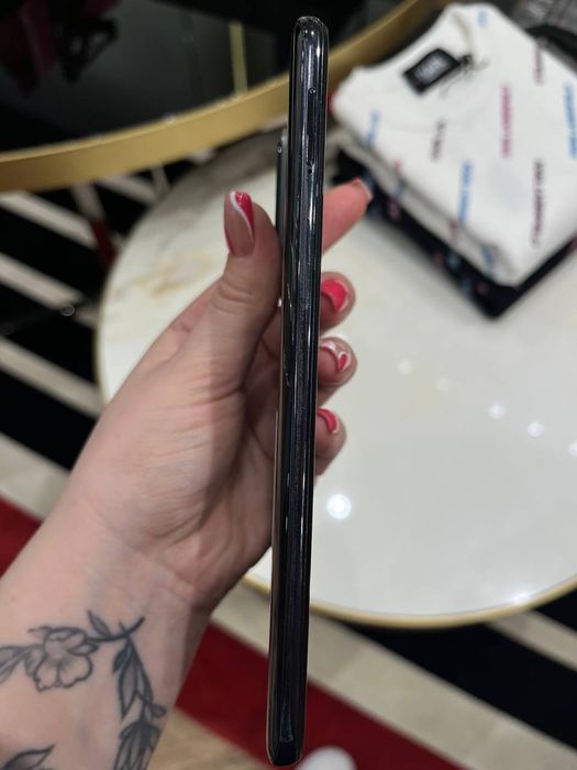 Продам xiaomi Not 10 Pro