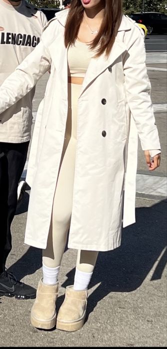 Тренчкот Pull&Bear