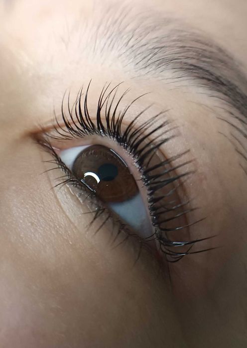 Ламинирование ресниц и бровей