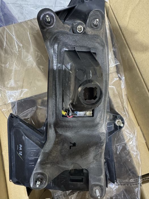 Продам задний фонарь