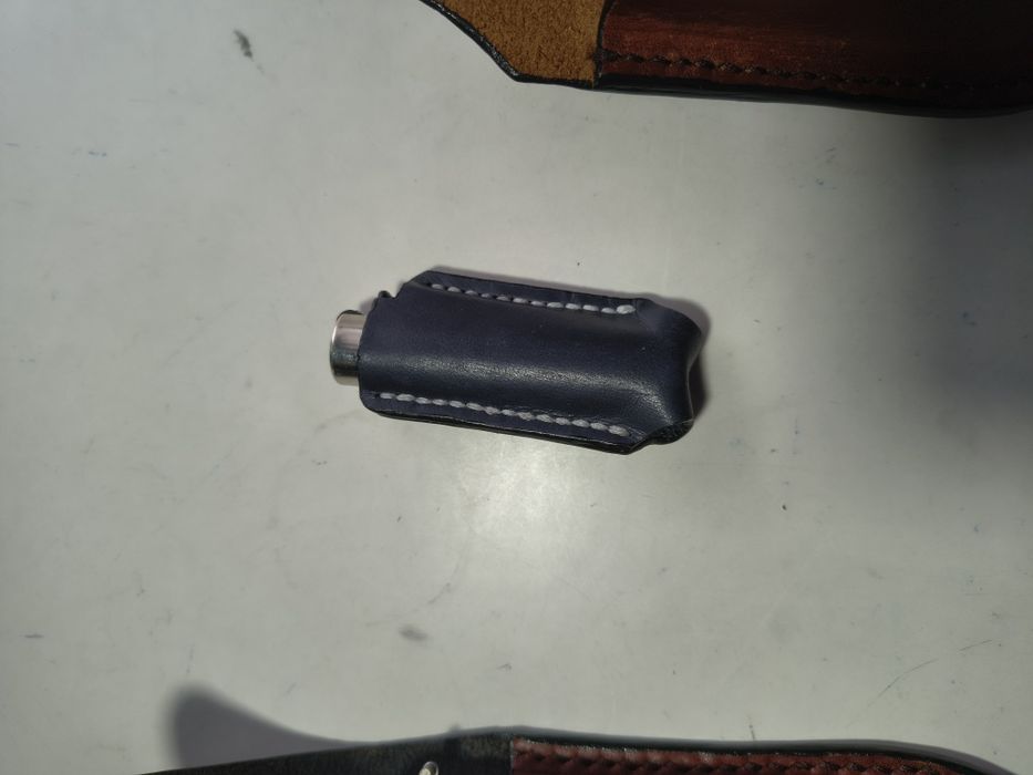 Teaca briceag pentru vanatoare si pescuit.