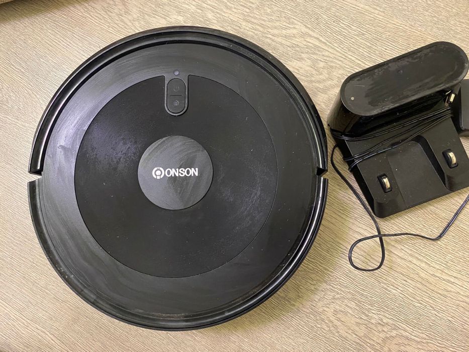 Робот пыльсос Robotic vacuum cleaner
