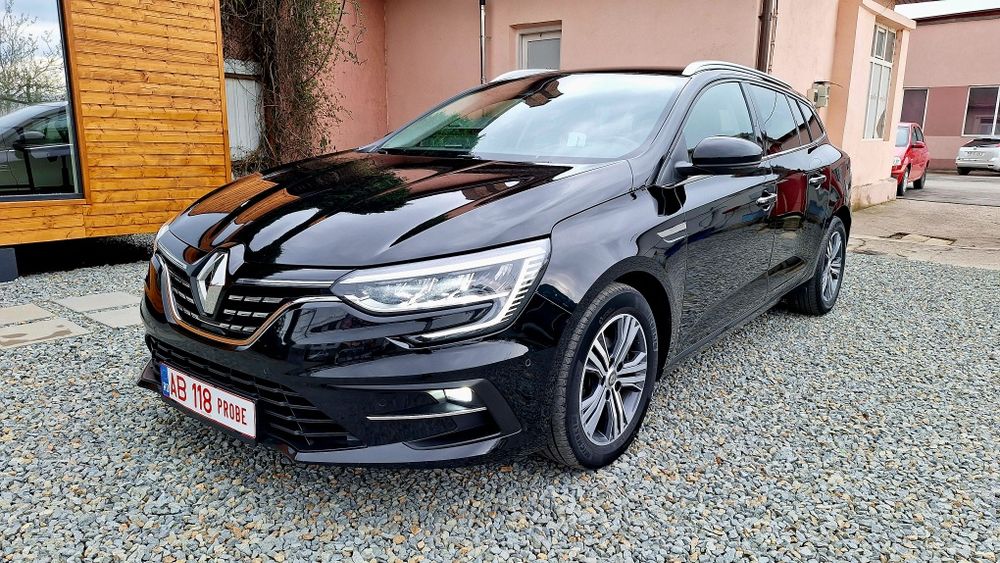 Renault Megane 2023 1.5 Dci 115 CP Head Up Bord Digital Full Led Euro6