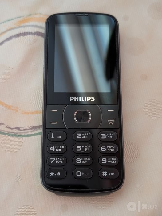 Телефон Philips Xenium E560