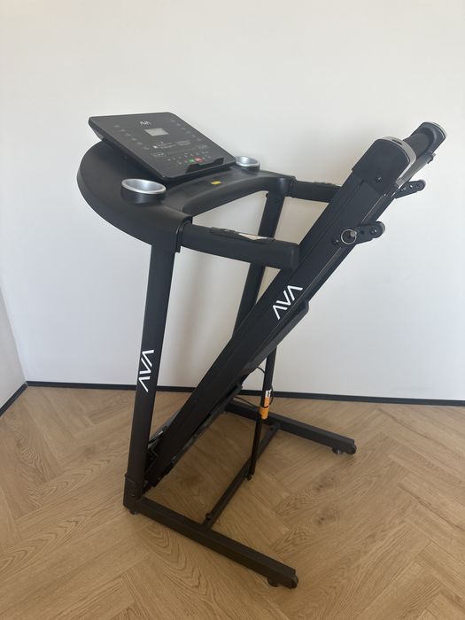 Продам беговую дорожку