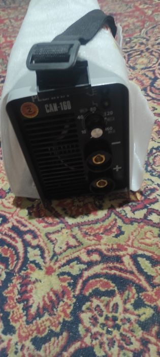 Продам сварочный аппарат новый в упаковке с пломбой вообще не ползьвал