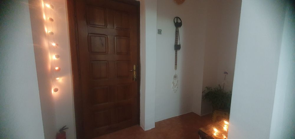 Vând apartment Tg Carbunesti jud Gorj