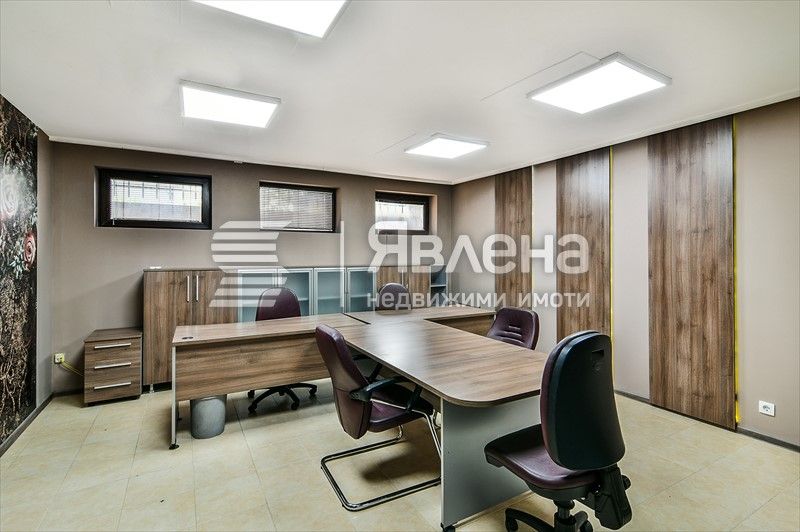 Явлена представя луксозен офис под наем в центъра