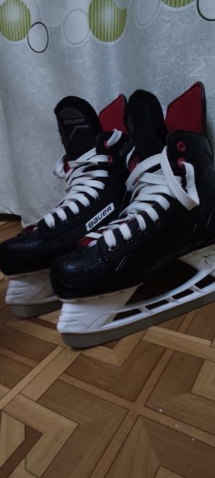 Коньки Bauer 39р