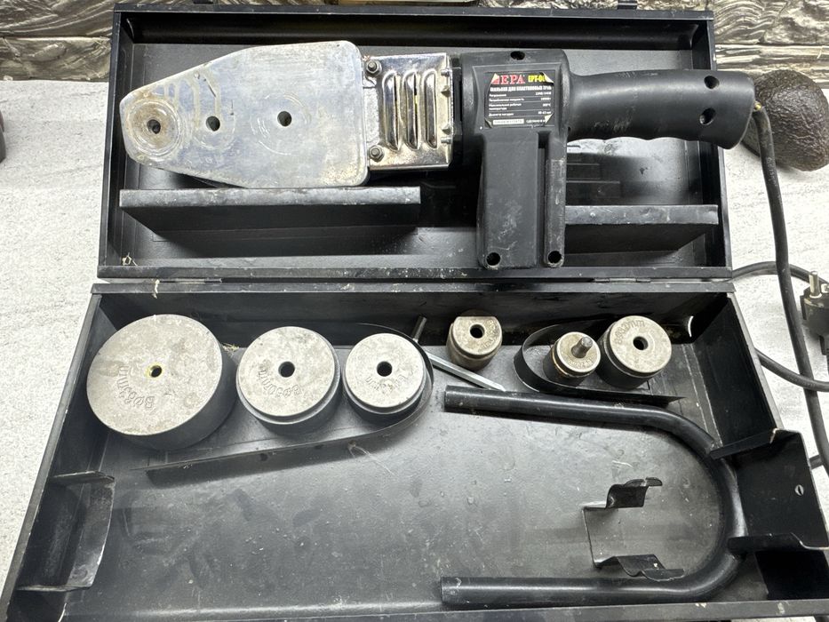 Продается паяльник для пластиковых труб