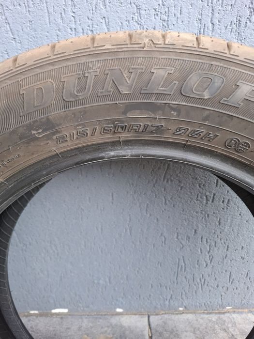 Anvelope Dunlop 215/60/R17