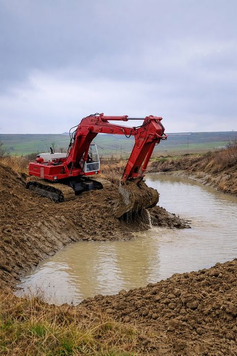 Vând Excavator Atlas