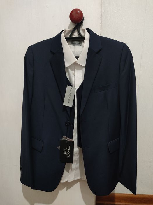 Костюм, жилет с рубашкой