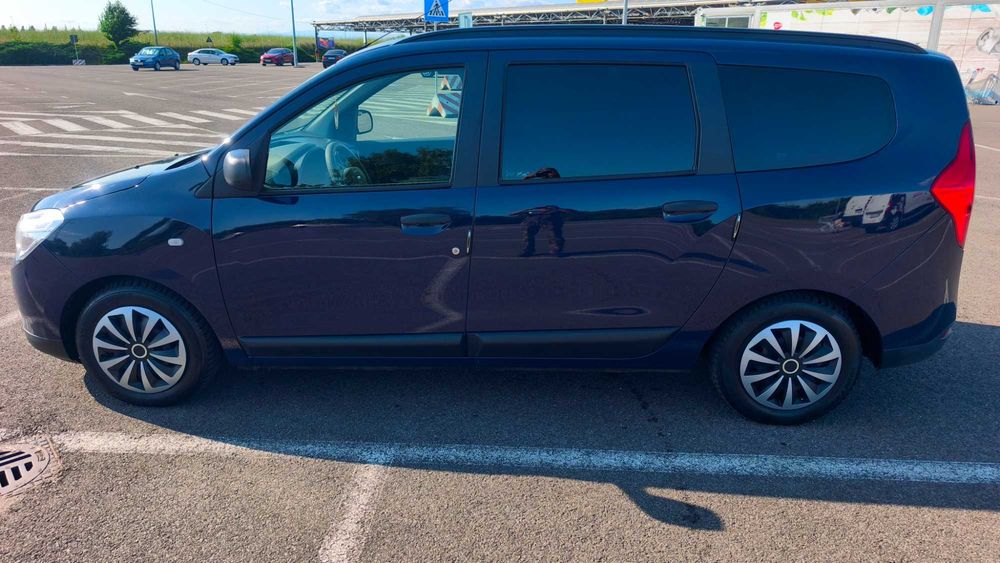 Vând Dacia Lodgy