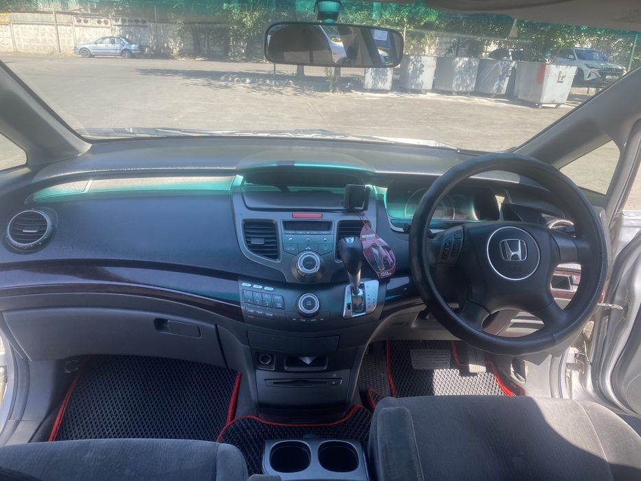 Проаю Хонда Одиссей 2004г