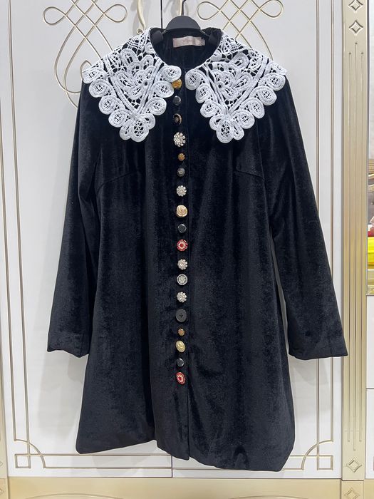 короткое черное платье