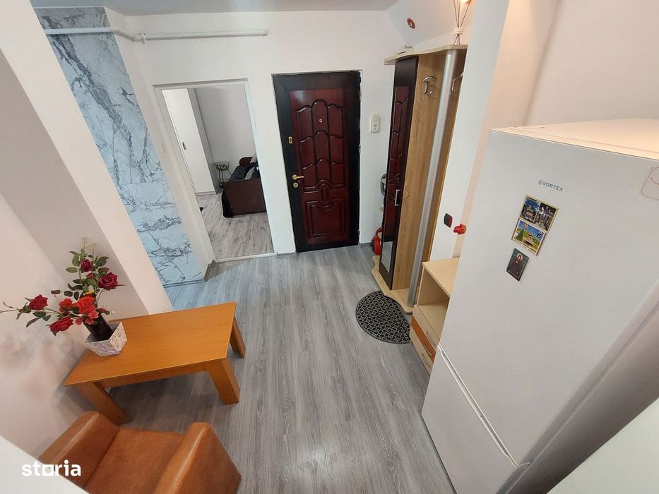 Vindem Apartament 2 camere Super,RENOVAT mobilat si utilat