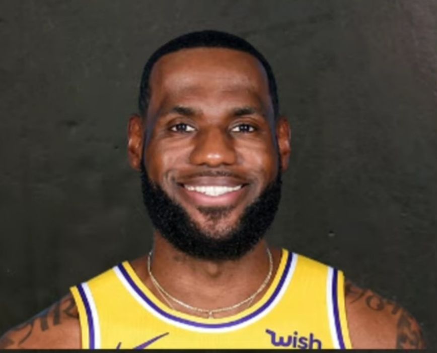 Caricatura cu LeBron James