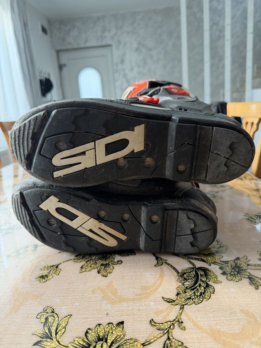 Vand cizme enduro sidi