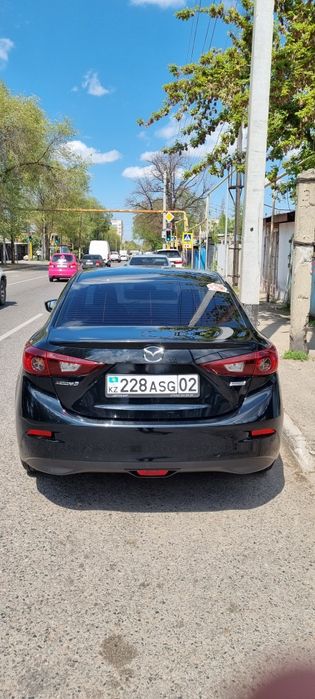 Продам Мазда 3, 2015 года