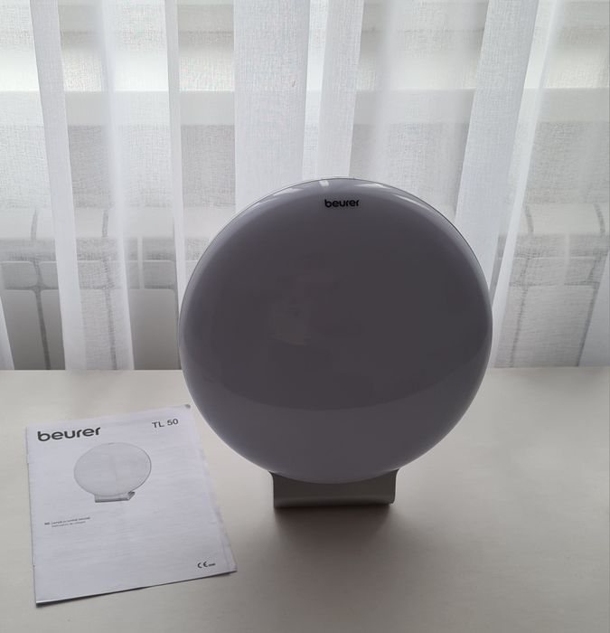Lampă terapeutică Beurer TL 50 cu lumină naturală