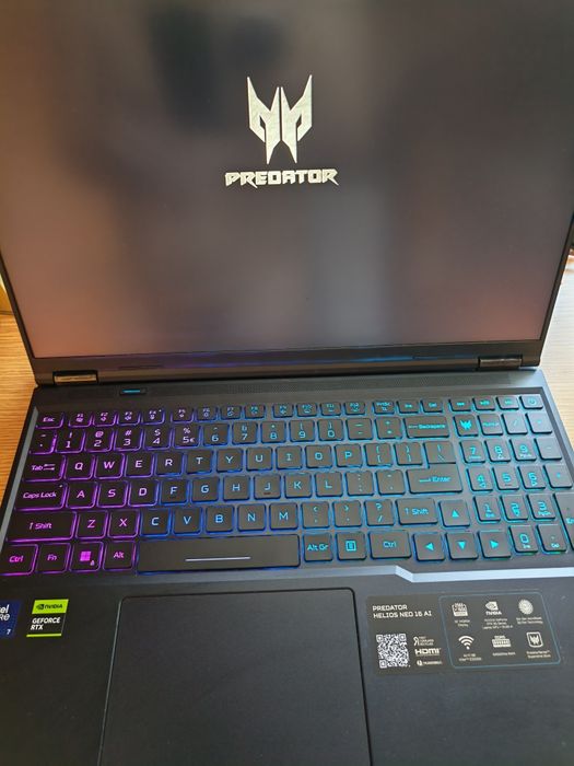 Vând/schimb Laptop gaming ACER PREDATOR HELIOS NEO 16 AI, RTX 5060, 32GB RAM, 2 TB 
INTEL ULTRA 7 255HX(2,40GHz)
RTX 5060 + INTEL ARC GRAPHICS - Arr
