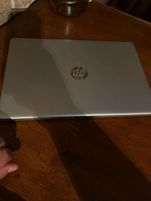 Продам ноутбук в идеальном состояний