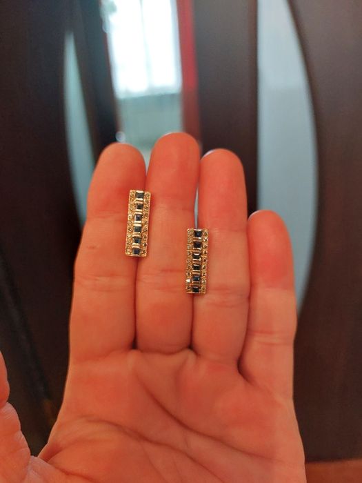 Продам золотые серьги 750 пр.