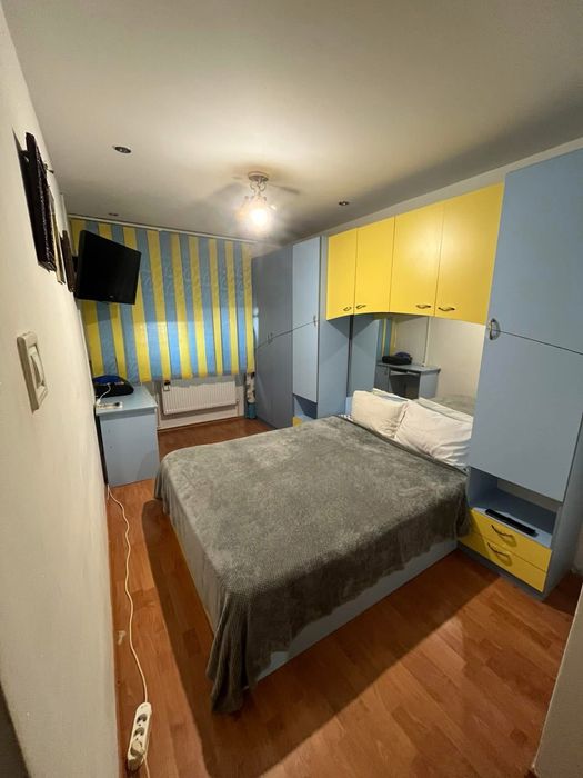 Apartament 3 camere,parter
