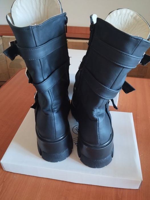 Vând ghete damă noi din piele naturală