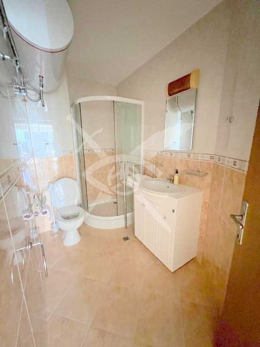 Продава се Многостаен апартамент в Бургас, Сарафово - 250 кв.м за 908 €/кв.м - Снимка #5