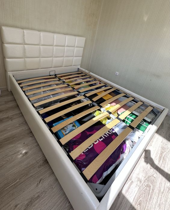 Продам кровать