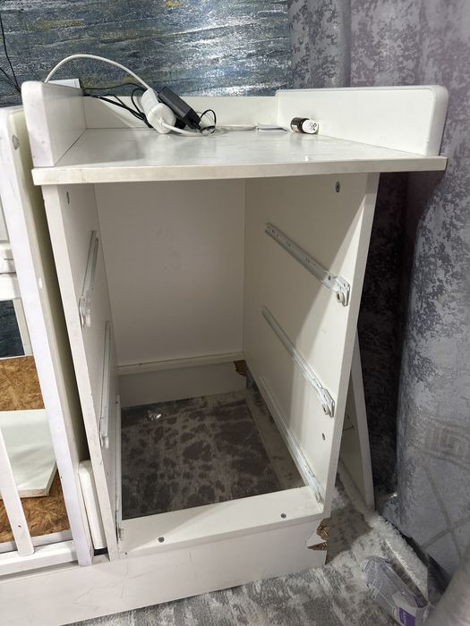 Детская кровать продам  срочно  номер