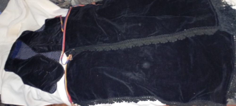 Cămăși și articole artizenale