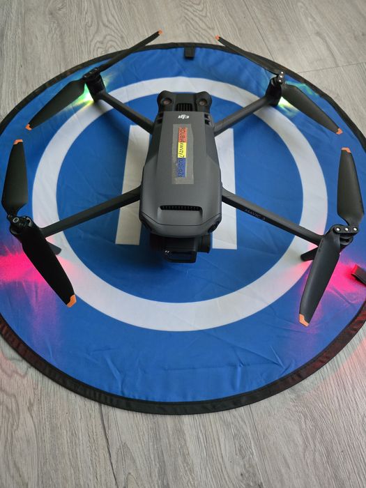 Vând sau Schimb, Drona DJI Mavic 3, Înmatriculată, Fly More Combo, RC