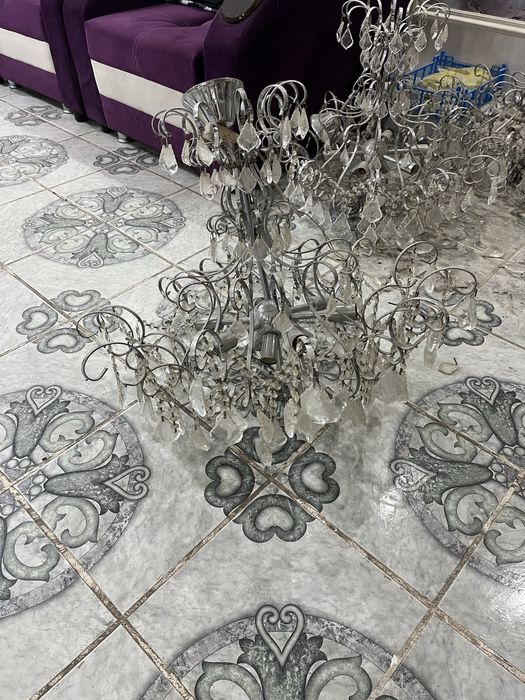 Продается люстра
