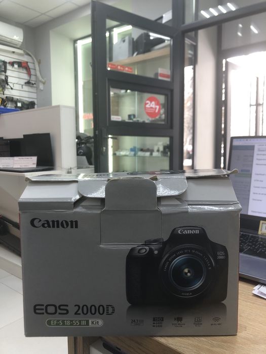 Canon Eos 2000d (p25)