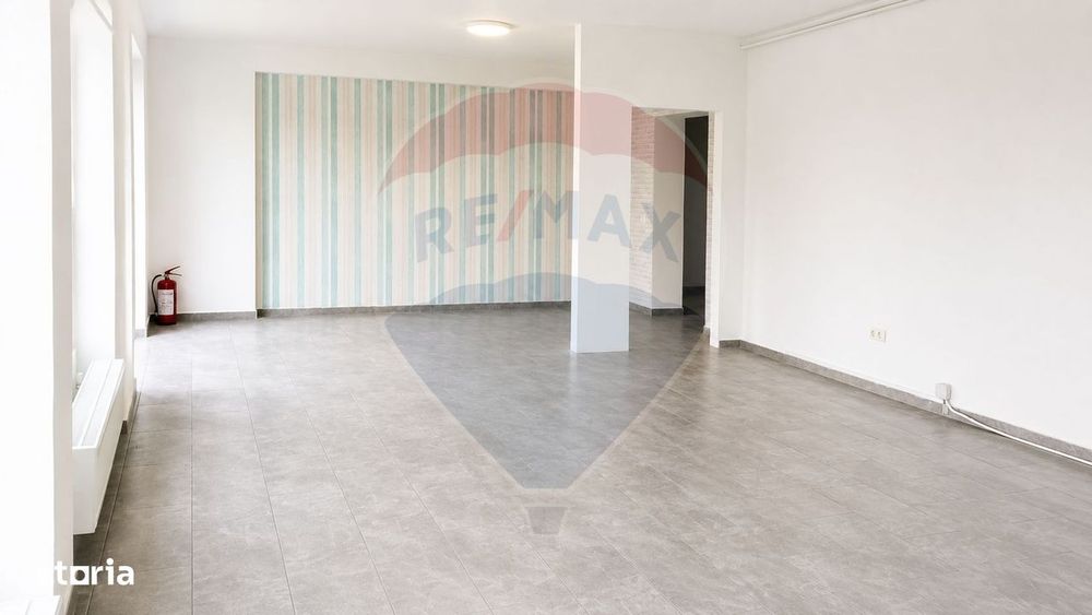 Ciorogârla | Spațiu Comercial Stradal | Parter 106 mp + Depozit 63 mp