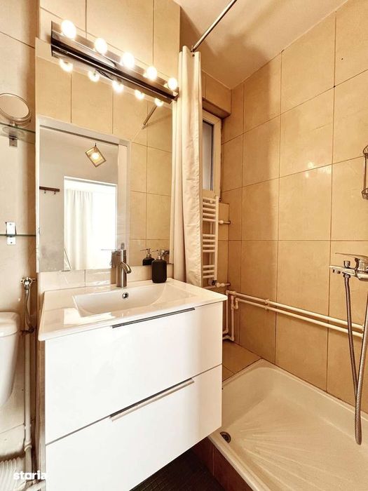 Apartament 2 camere cu vedere către Cismigiu