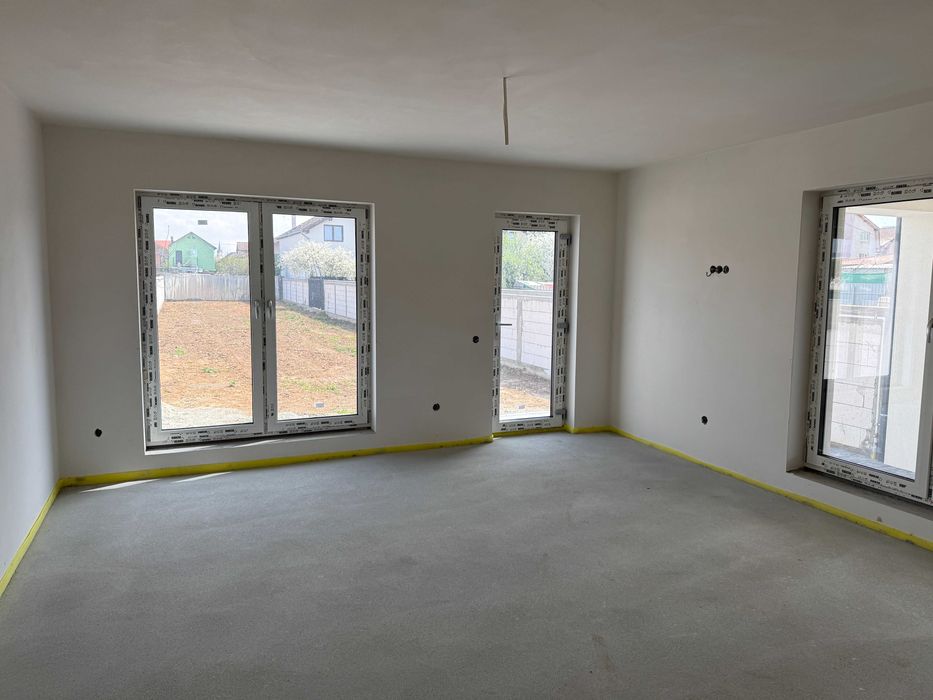 Proprietar vand casa noua in orasul Sibiu teren 600mp
