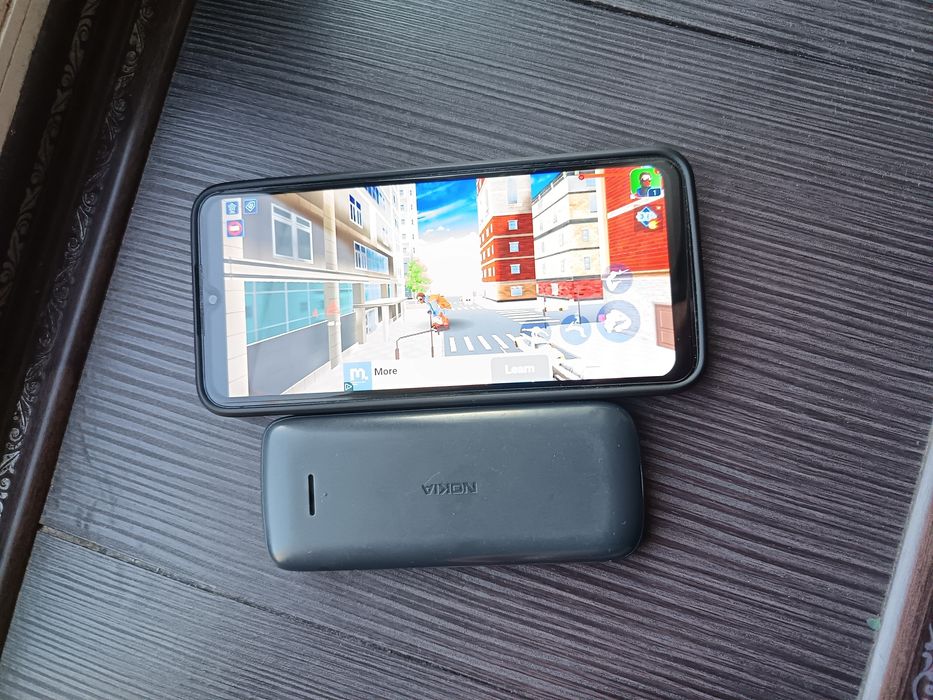 Редми НОТ 9 . И нокиа цена за двоих