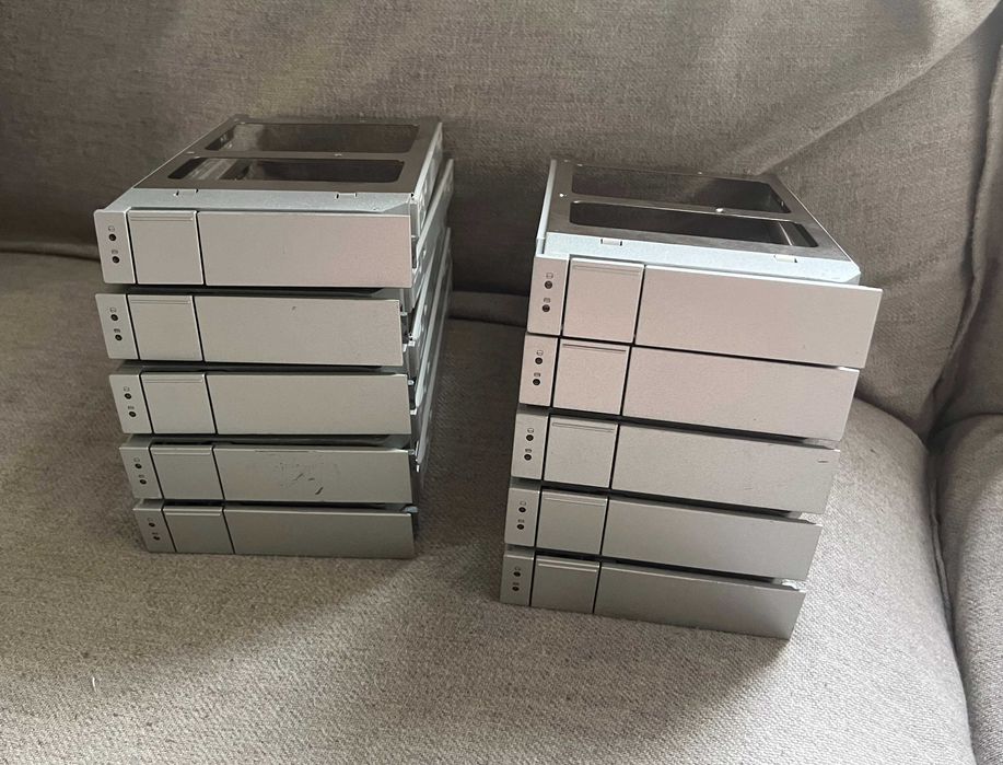 Caddy HDD 3.5 Promise Pegasus R4 R6 R8 hot swap SATA lot 10 buc