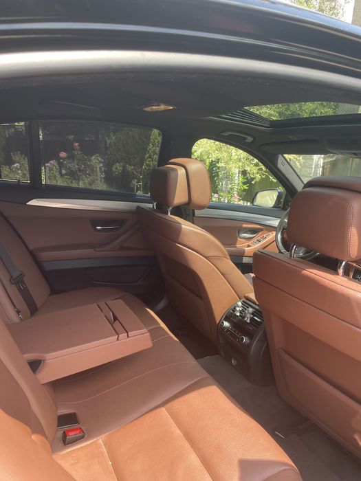 BMW 525 2.0 218cp Xdrive pachet M